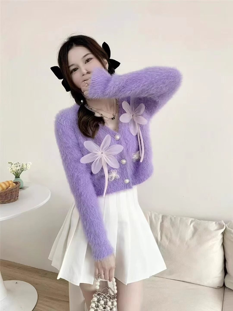 Women'S Fashion Trends Fall 2025 - Милые женские вязаные свитера с v-образным
